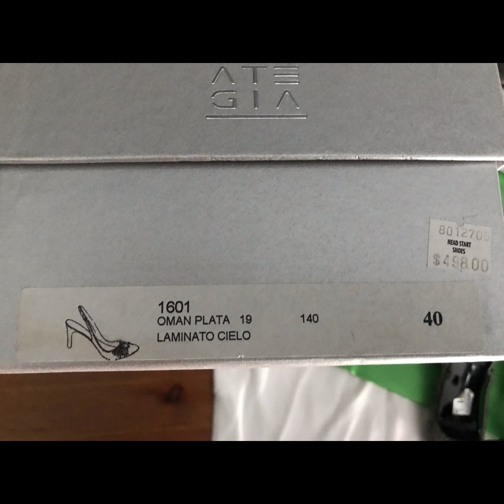 Shoes - Picture 3 of 3
